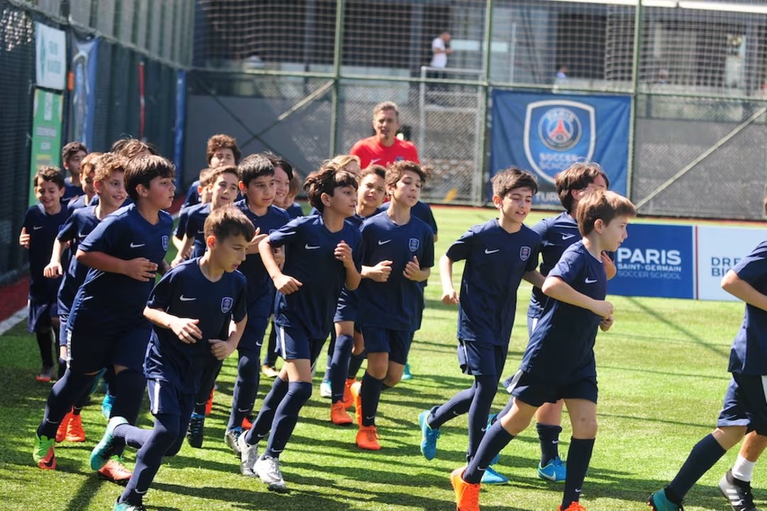 Entrenamiento en la PSG Academy